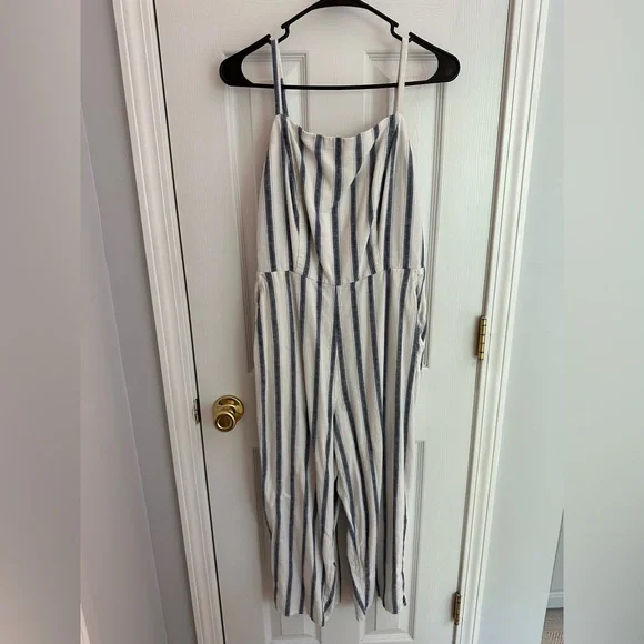 Old Navy Women’s Large Linen Blend Striped Jumpsuit White Blue Summer Spring - Picture 2 of 10